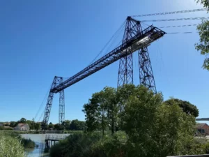 Que faire en Charente Maritime : traverser la Charente par le Pont Transbordeur Rochefort Echillais