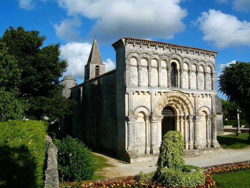 Église Notre-Dame de l'Assomption à Échillais