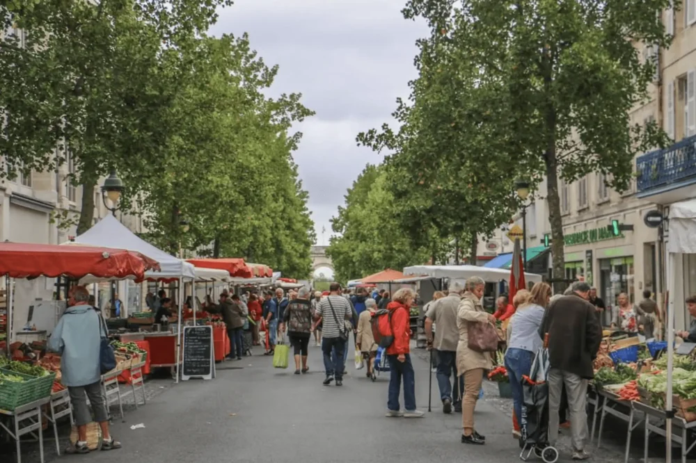 A faire absolument : le marché de Rochefort