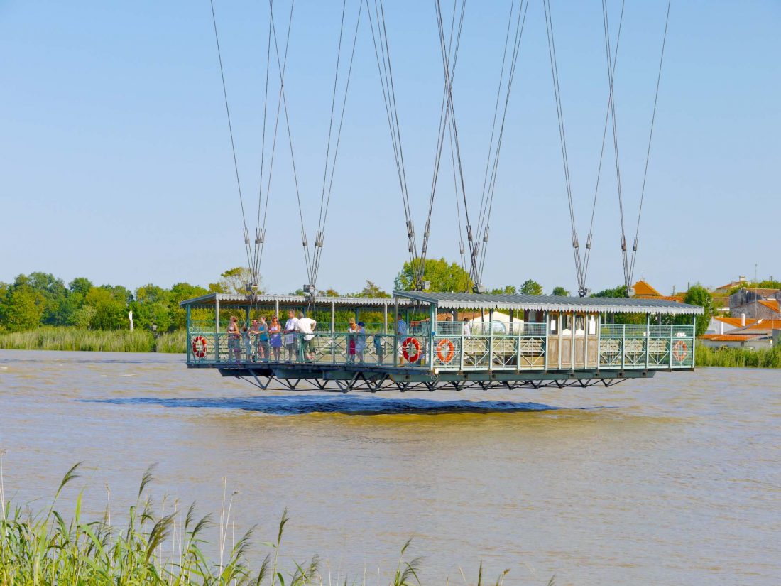 La nacelle du pont transbordeur qui traverse la Charente